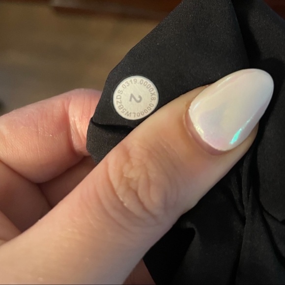 Lululemon On The Fly Black Joggers - Picture 4 of 4